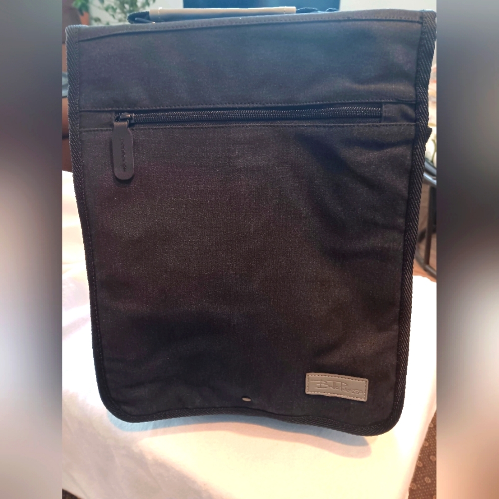 Bella Russo Messenger Bag